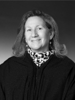 Photo of Judge Maria Pia L. Bahr